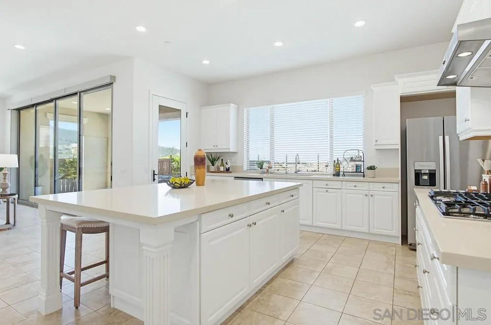 https://cdn.realtyfeed.com/cdn/127/260011039/d4ebb26d1cc283d9a3ef9f6e9aa21163.webp