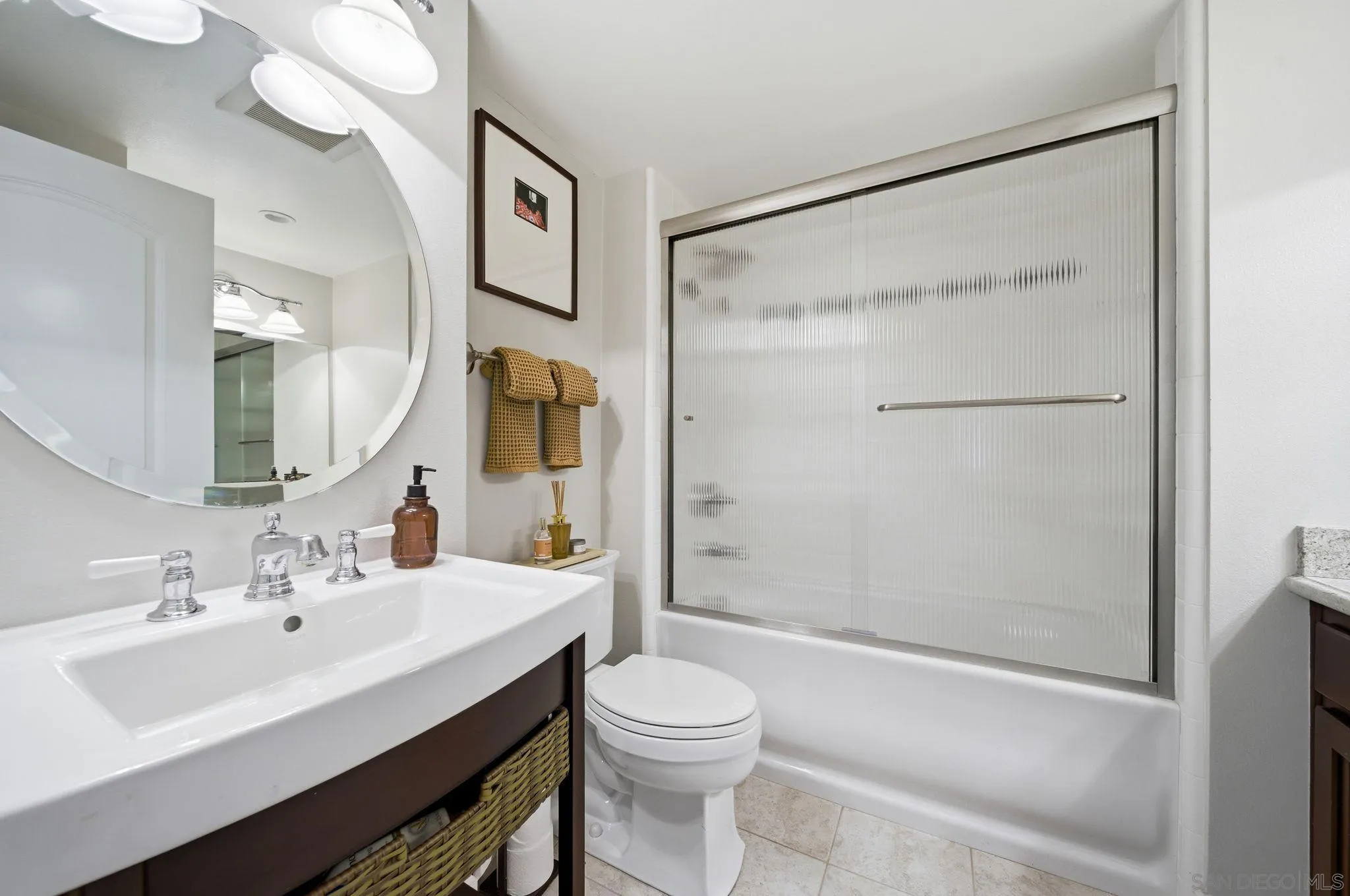 https://cdn.realtyfeed.com/cdn/127/260011040/b98db2ceeb26dec9796d7337848c8e35.webp