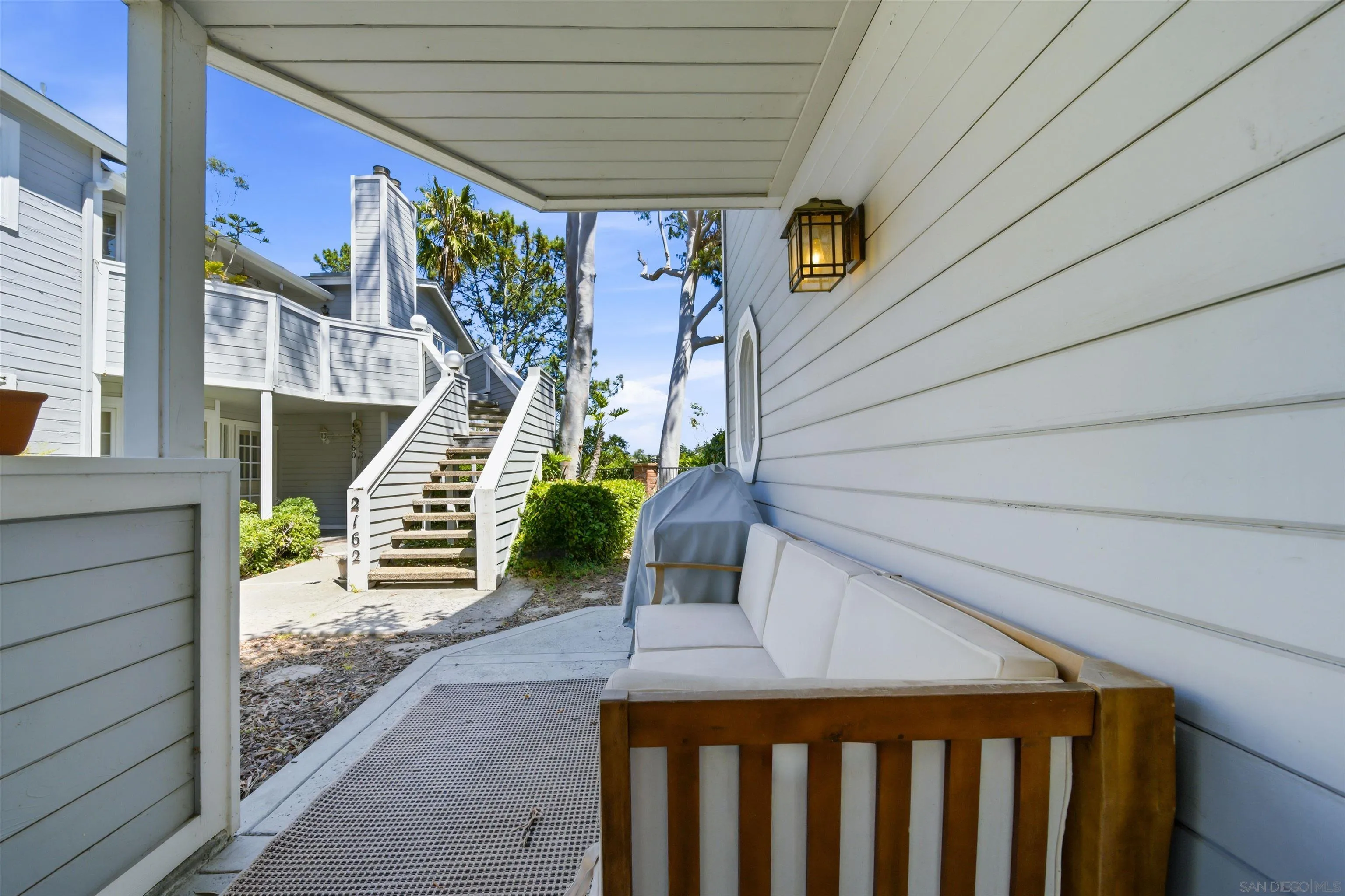 https://cdn.realtyfeed.com/cdn/127/260011040/dc9cdf99bfefb03bd1e778c1e36dcb7f.webp