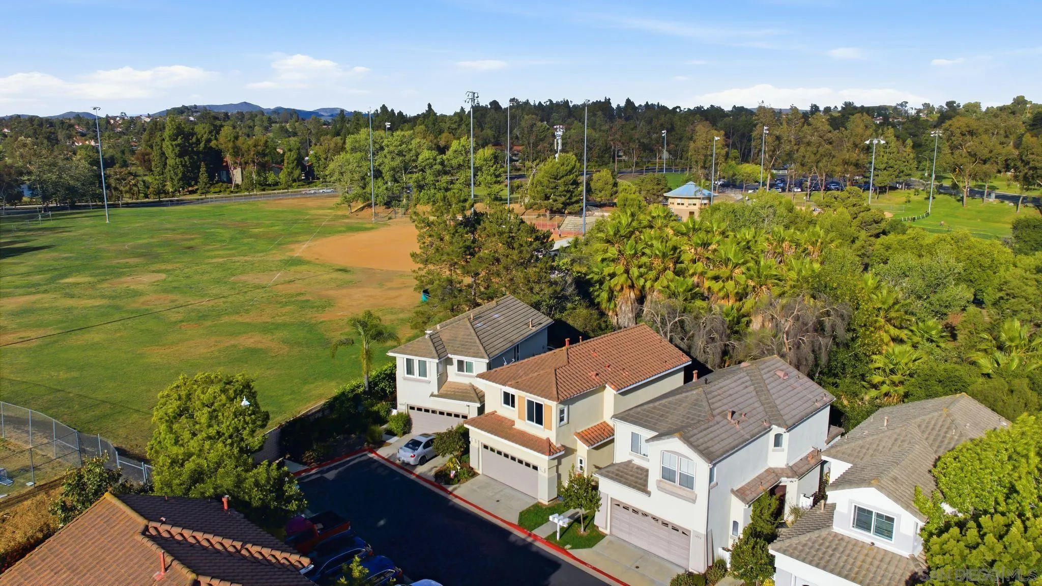 https://cdn.realtyfeed.com/cdn/127/260011041/44c154b82133cba1fad2110a927f214f.webp
