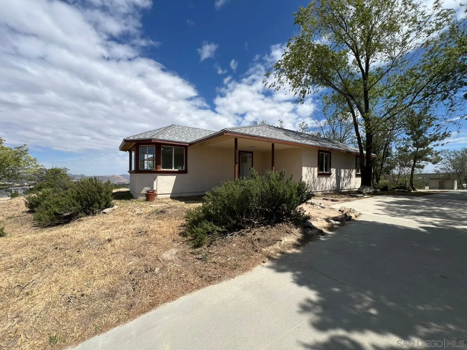 https://cdn.realtyfeed.com/cdn/127/260011042/5a55db1347d272ce693cd74805246c63.webp