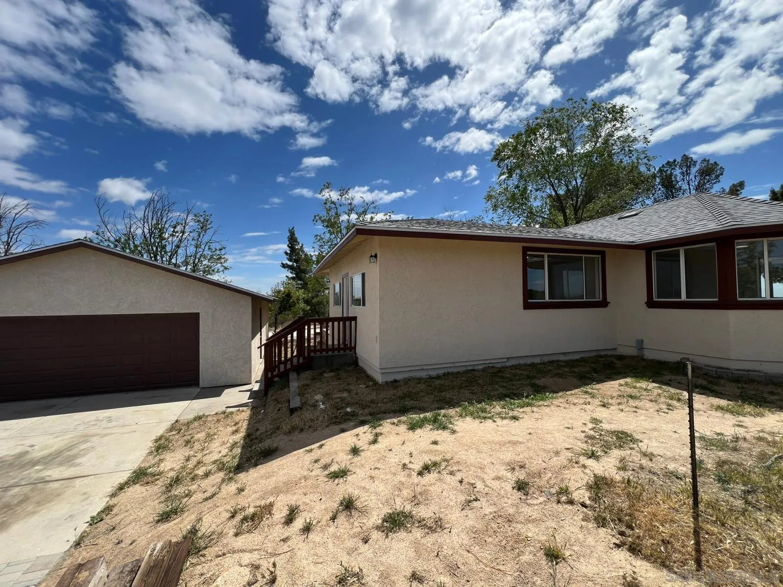 https://cdn.realtyfeed.com/cdn/127/260011042/629fa4ff29b4598e0660d38a7c511495.webp