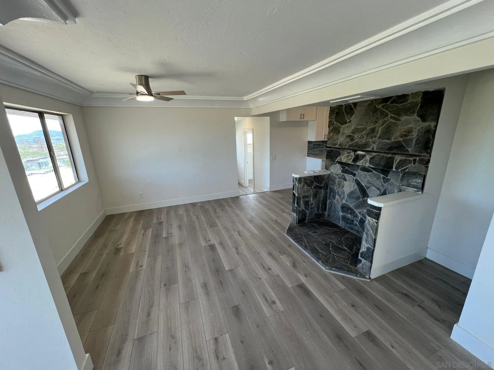 https://cdn.realtyfeed.com/cdn/127/260011042/8fc43dfd4a72a06f8b6cb70653984b40.webp