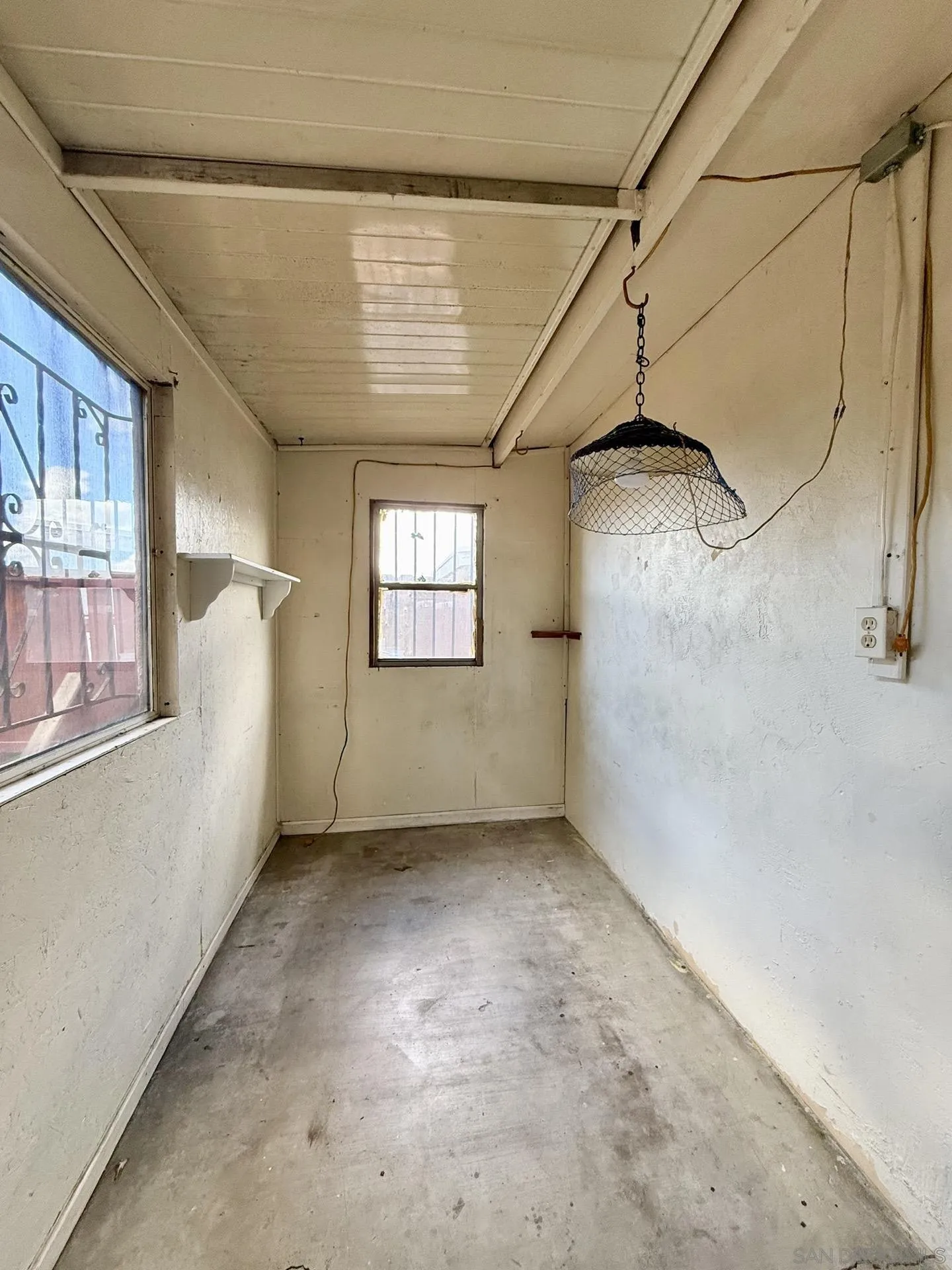 https://cdn.realtyfeed.com/cdn/127/260011043/6c80b39863a70a3943071a9ca46c8e18.webp