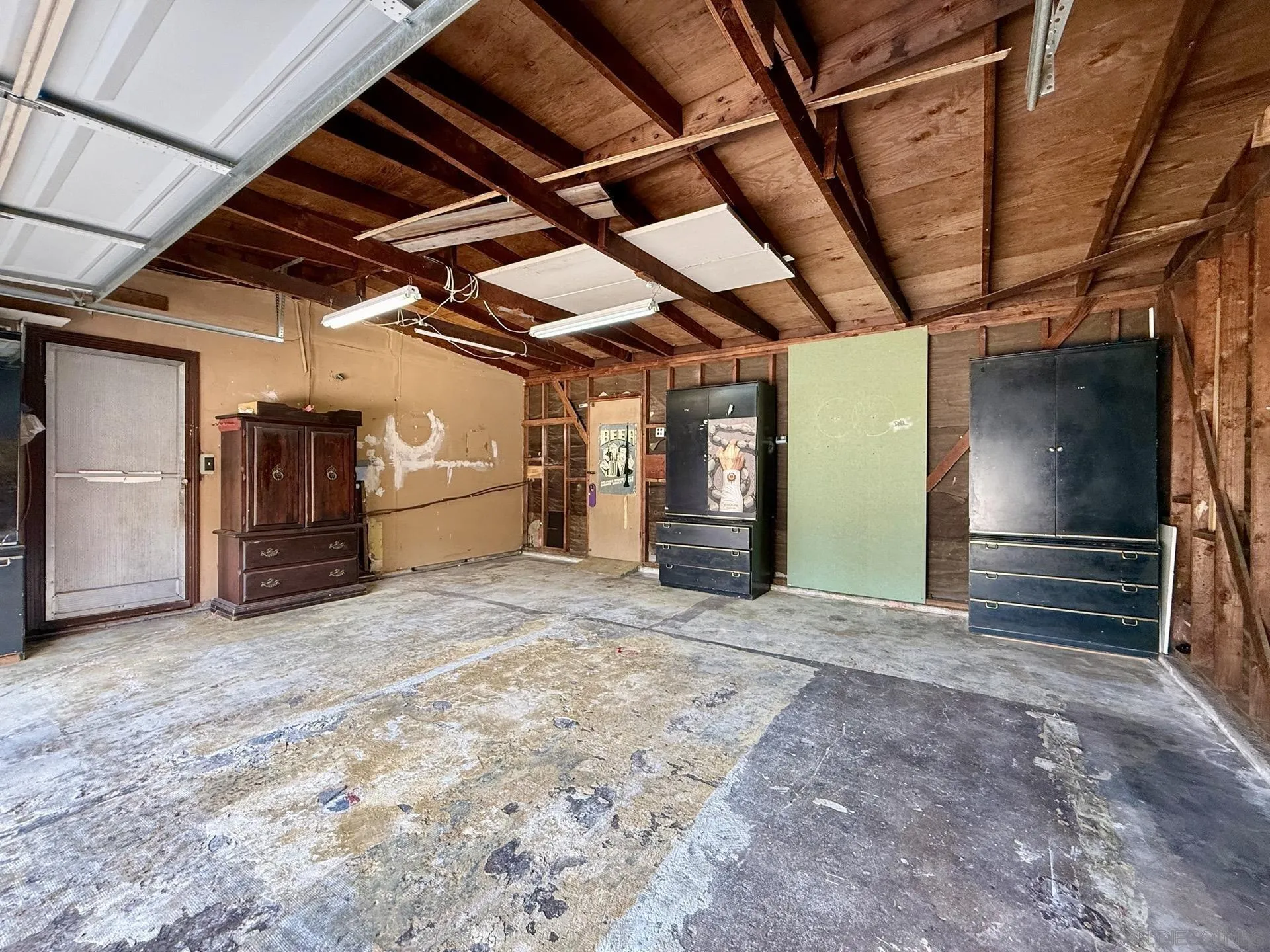 https://cdn.realtyfeed.com/cdn/127/260011043/e1467de8e2df901a9d3cf42b89f80330.webp