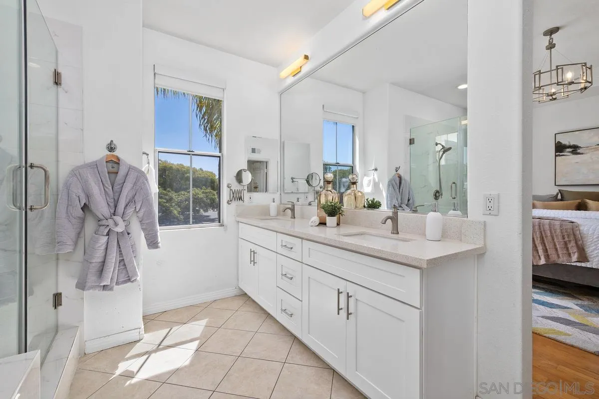 https://cdn.realtyfeed.com/cdn/127/260011044/c2f19598700f3ca66c2a6d2c1849c066.webp