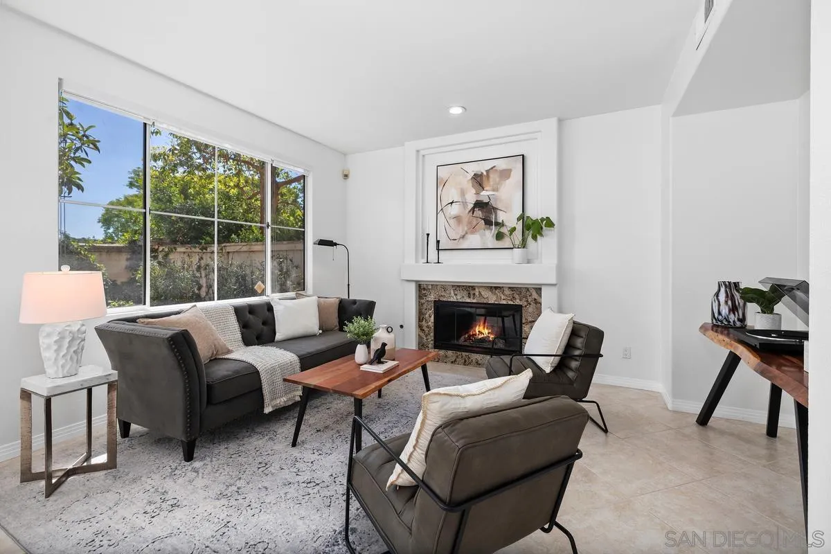 https://cdn.realtyfeed.com/cdn/127/260011044/f11b8a6da32a3d4b5dbf1bdd6f247b1a.webp