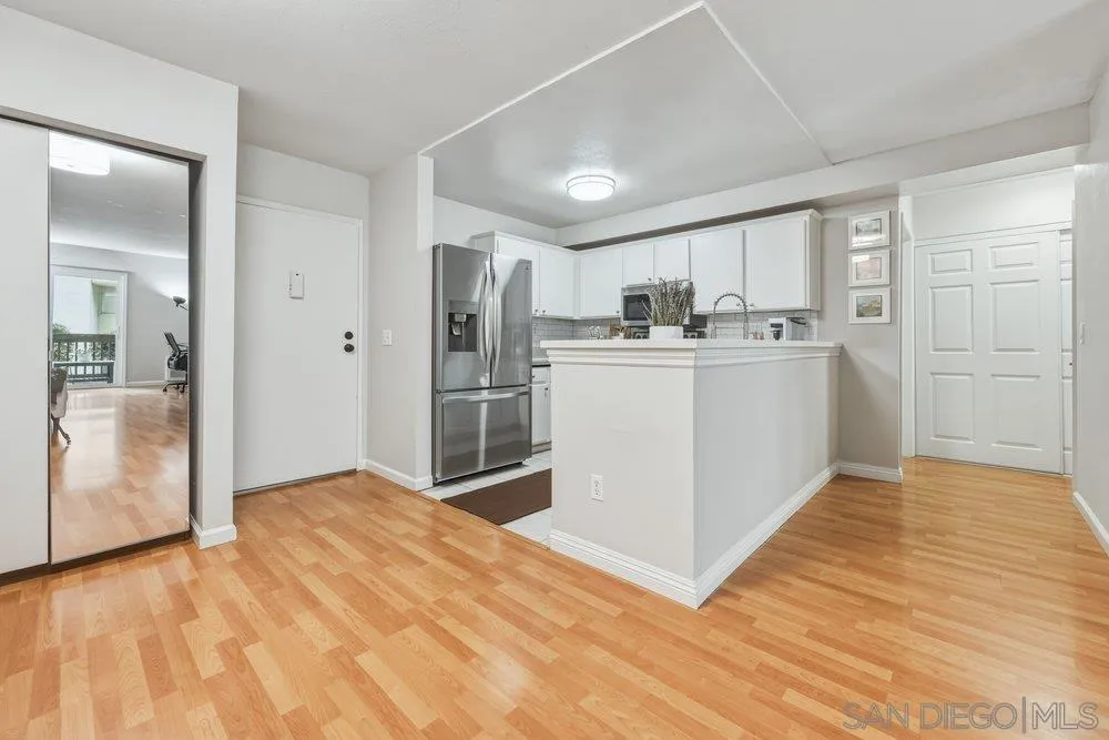 Photo #3: 260011045 Listing: Photo #3