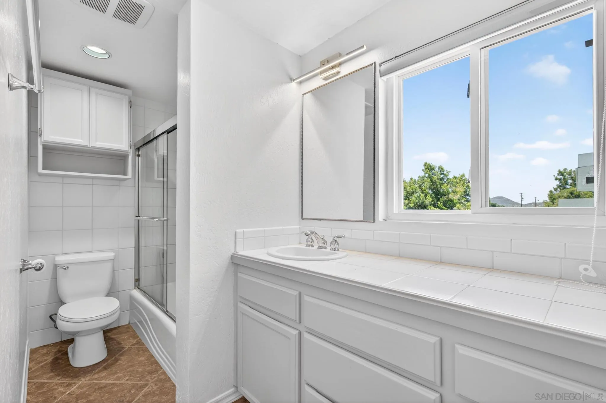 https://cdn.realtyfeed.com/cdn/127/260011046/54c79f9db489283f5a396fb0a18bce1b.webp