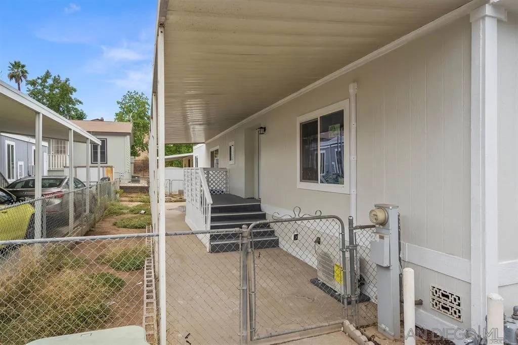 https://cdn.realtyfeed.com/cdn/127/260011050/48a71bdec4e57f4d473a21a6361e0eb4.webp