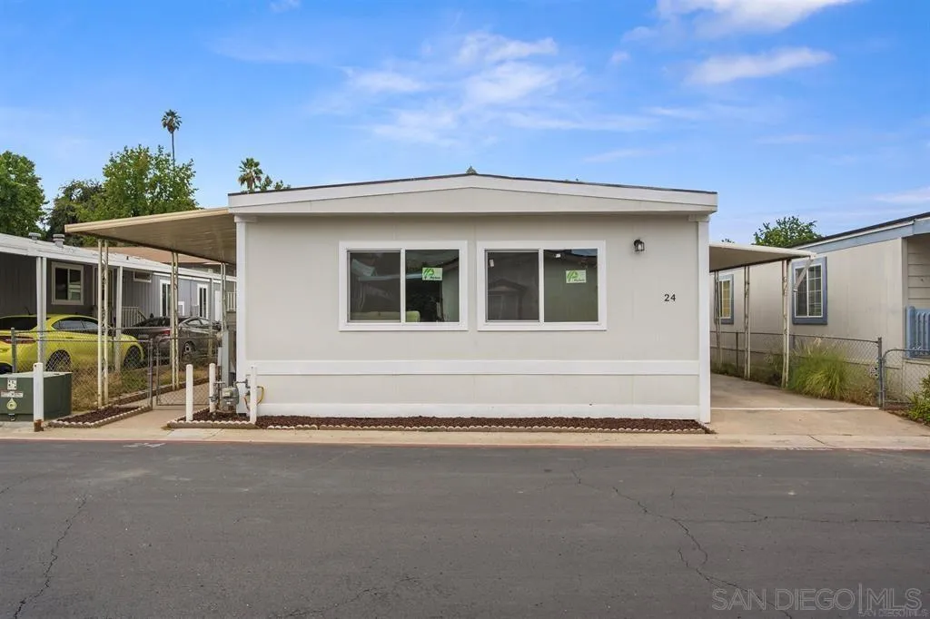 https://cdn.realtyfeed.com/cdn/127/260011050/697ceed9d76d6f3255e11c2343b2bc70.webp