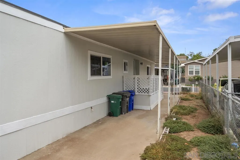 https://cdn.realtyfeed.com/cdn/127/260011050/cfee9666a9ad3152e4079f216febb8c8.webp