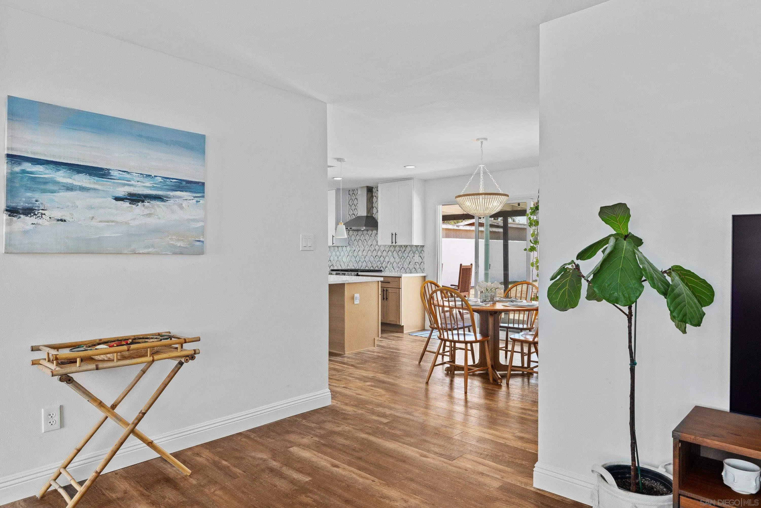 https://cdn.realtyfeed.com/cdn/127/260011052/c8aac7e6d7622e15d12b2de4025e4c09.webp