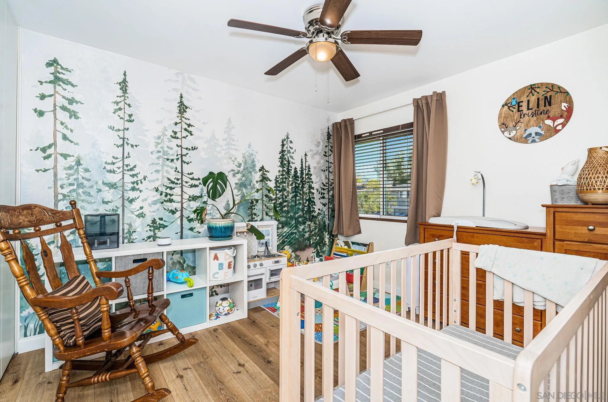 https://cdn.realtyfeed.com/cdn/127/260011053/163254677e0b918b8cd7d4f159edf791.webp