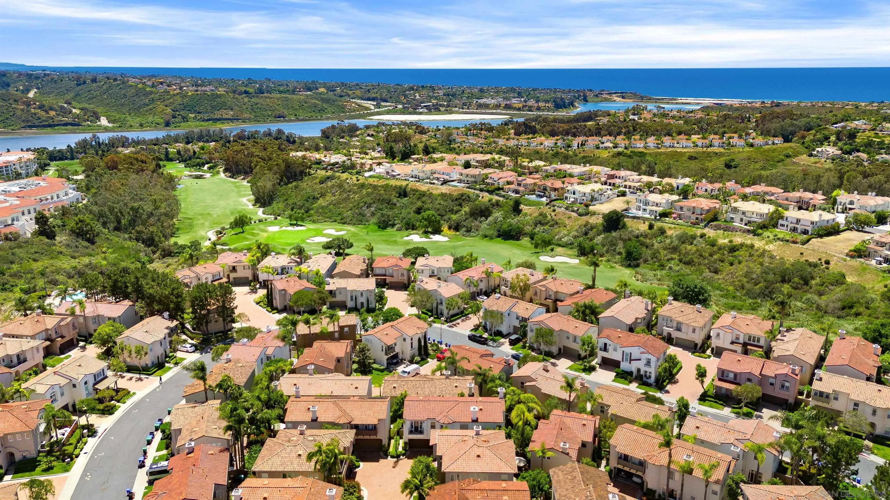 https://cdn.realtyfeed.com/cdn/127/260011055/65fb463e895a45c6d33d0e723dafd2d8.webp