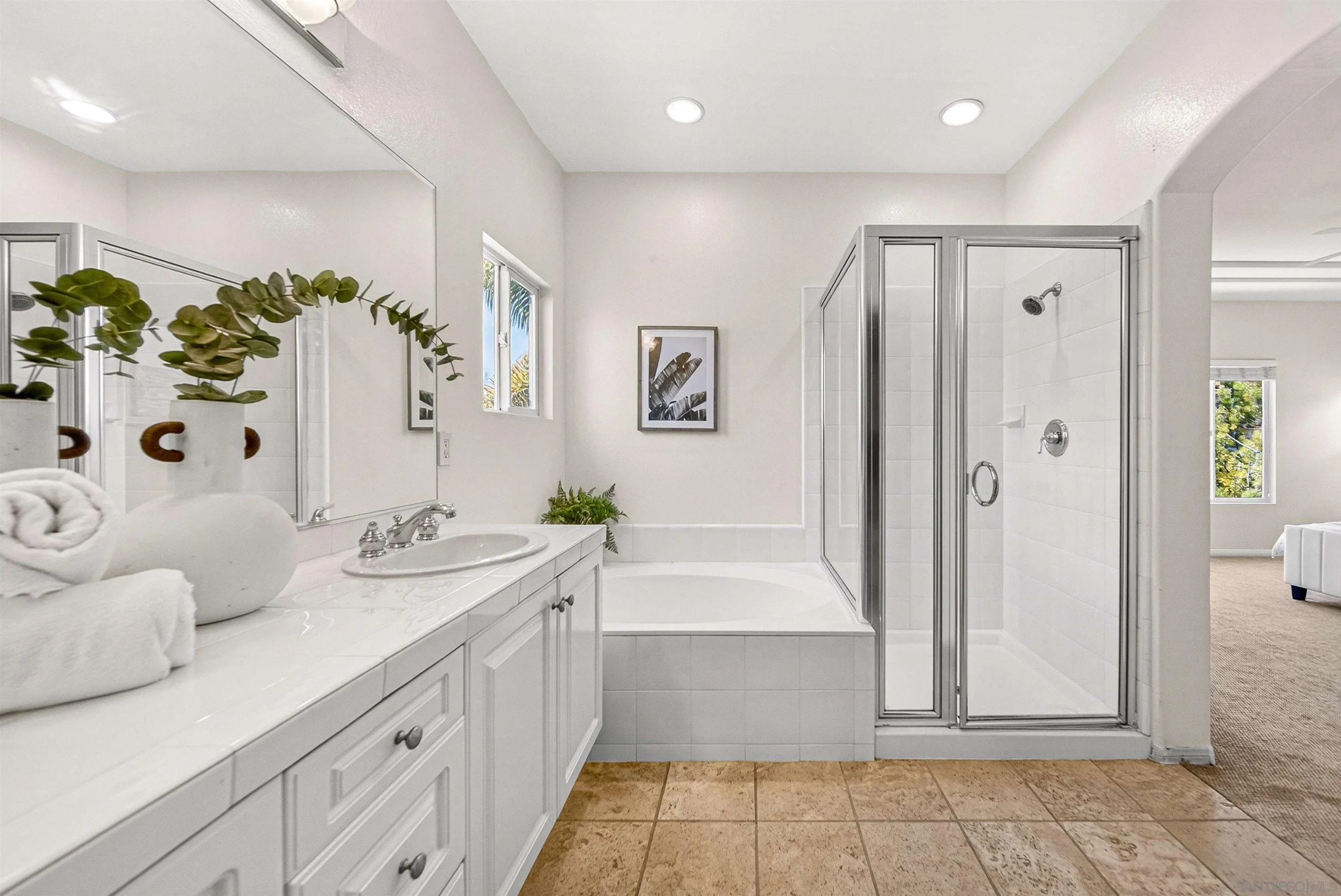 https://cdn.realtyfeed.com/cdn/127/260011055/7db682b401bec080c6b3b0ca8a732f72.webp