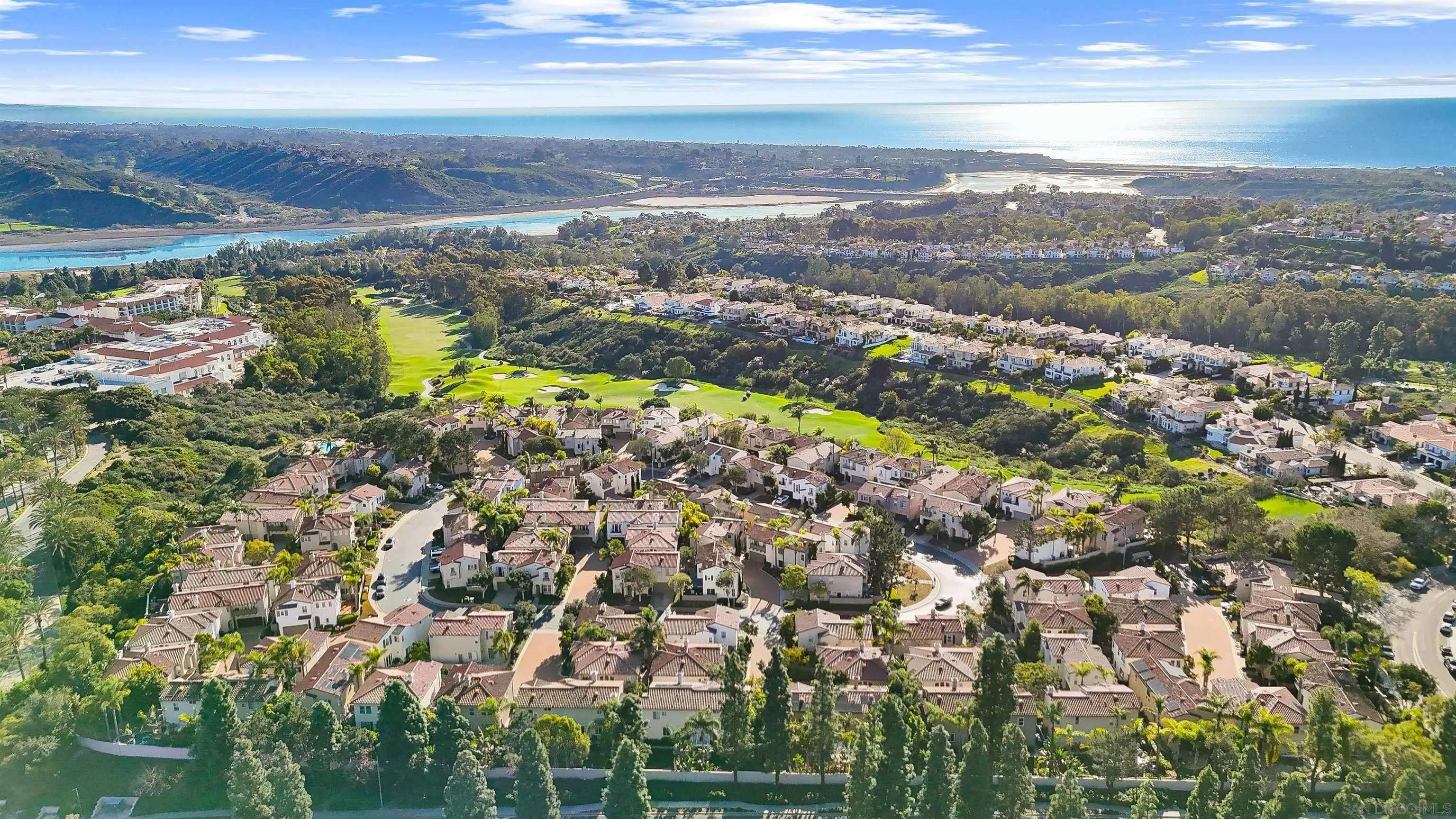 https://cdn.realtyfeed.com/cdn/127/260011055/99e87bd8654704ea2432777fba6d117e.webp