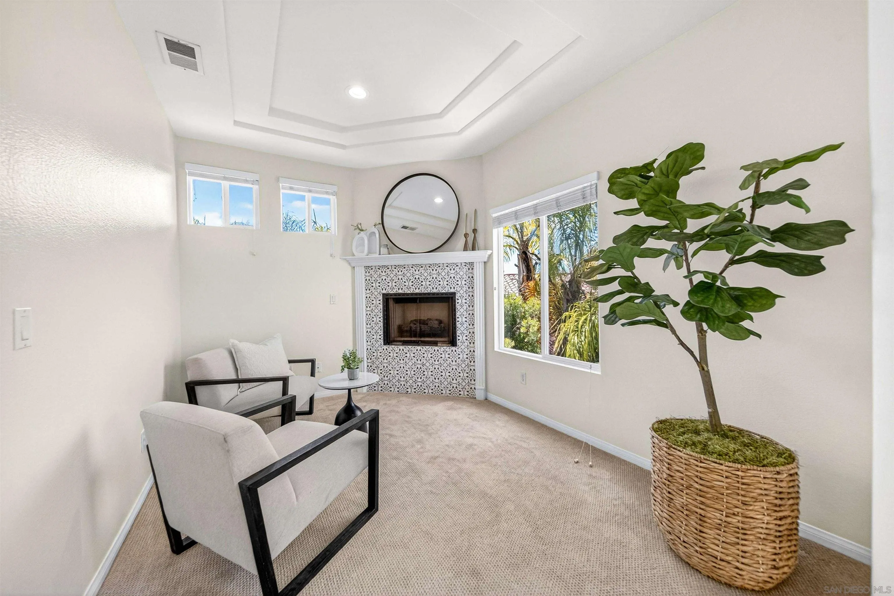 https://cdn.realtyfeed.com/cdn/127/260011055/fca9096060a37fbfcbab734cdda56965.webp