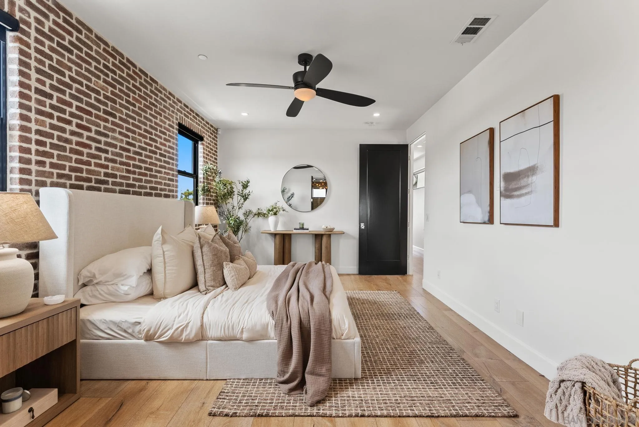 https://cdn.realtyfeed.com/cdn/127/260011056/0a88f68f4a2110da9a24530b6344fab8.webp