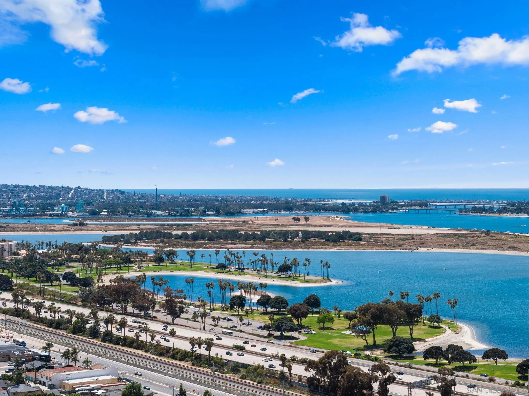 https://cdn.realtyfeed.com/cdn/127/260011056/34b01723fa4c56d13a85c119233ea2ec.webp