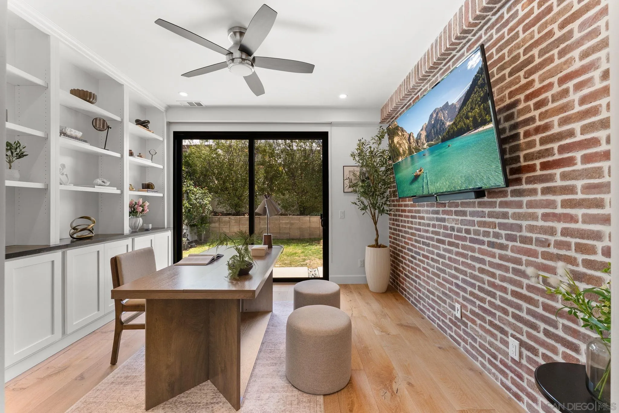 https://cdn.realtyfeed.com/cdn/127/260011056/3818a37d7a687bdcc1588a6781693a12.webp
