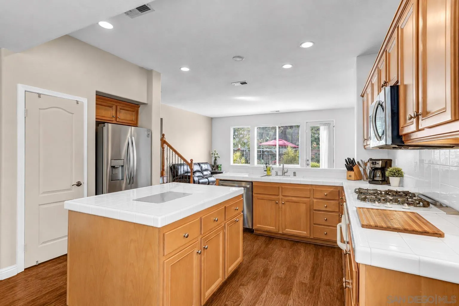 https://cdn.realtyfeed.com/cdn/127/260011059/8e6e411ed4c5c622f71ce348724c41ad.webp