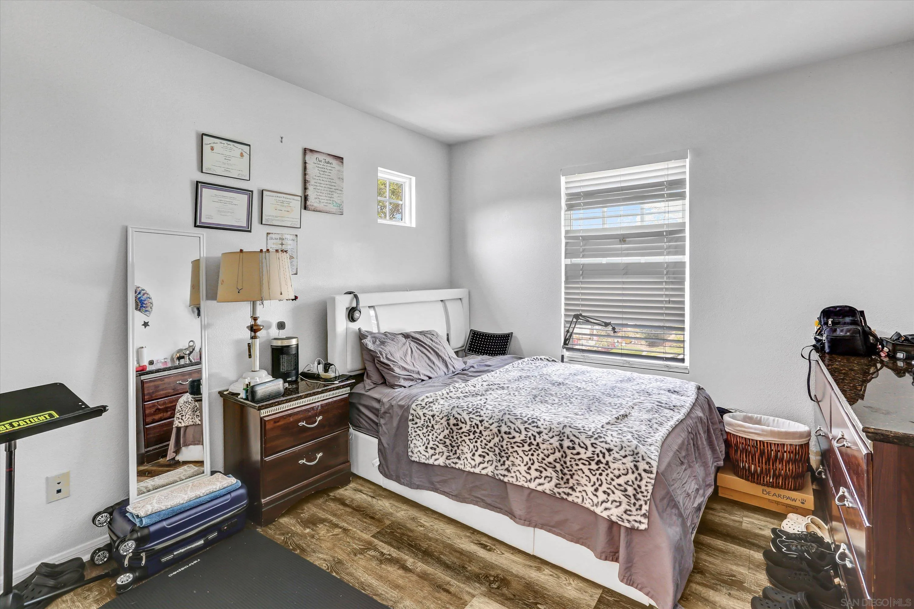 https://cdn.realtyfeed.com/cdn/127/260011059/921e8f567a07b26f78aed5be3b62017d.webp