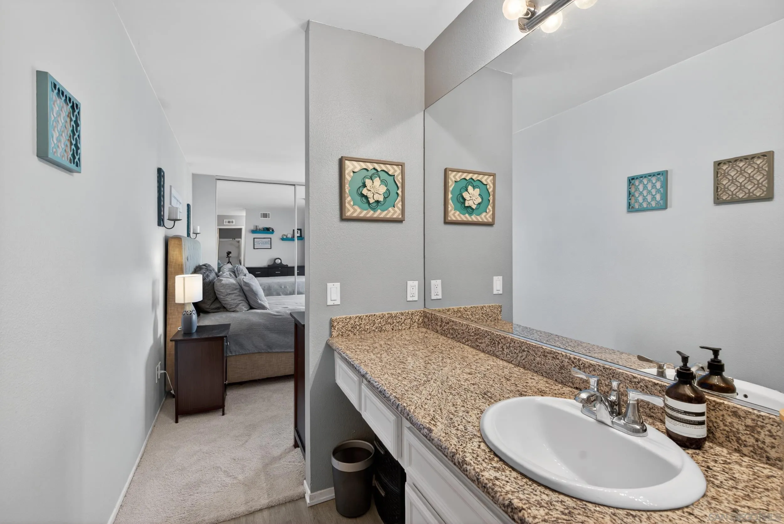 https://cdn.realtyfeed.com/cdn/127/260011063/029e70734b13bcdc7affed7b912a38d0.webp