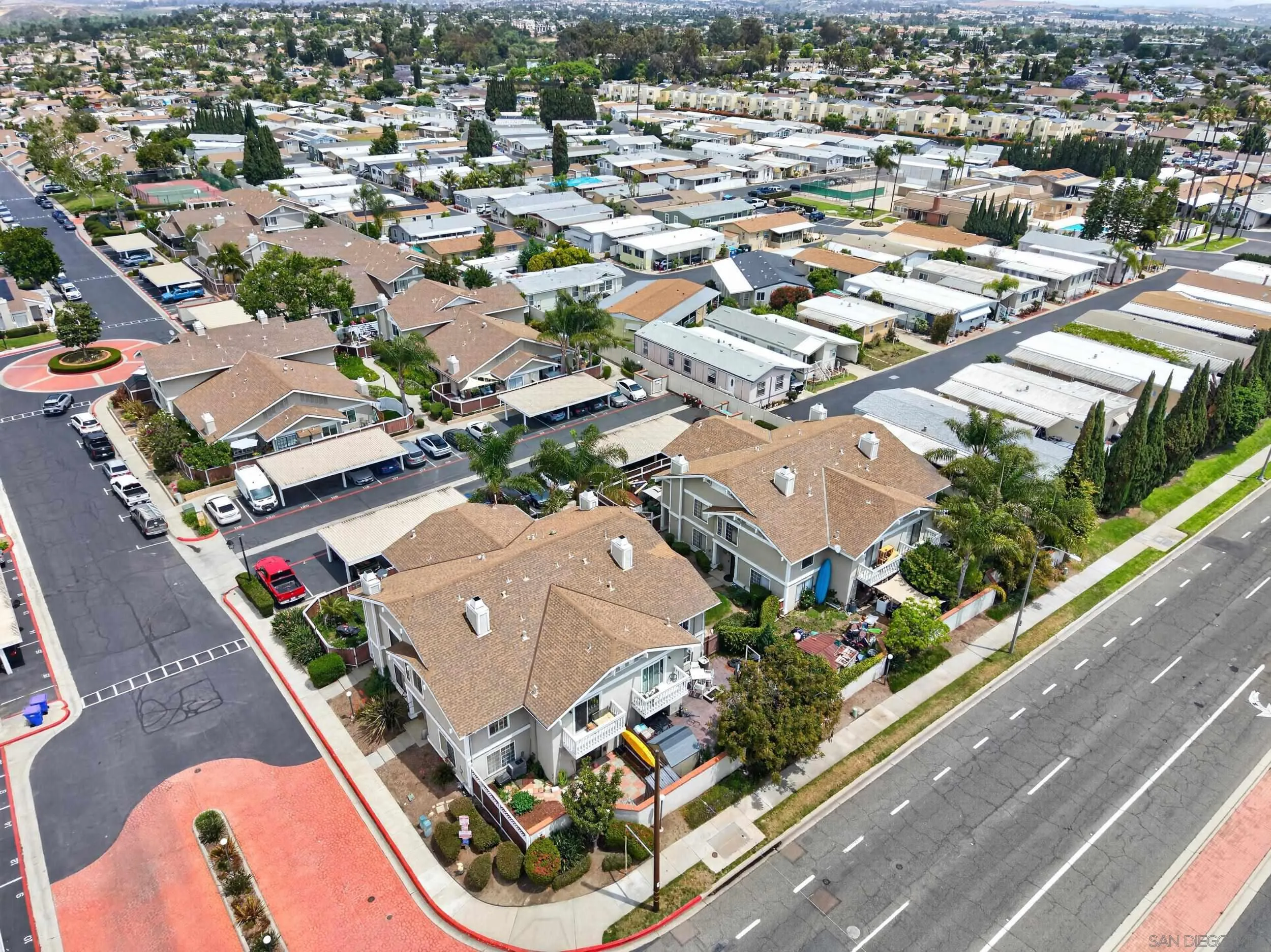 https://cdn.realtyfeed.com/cdn/127/260011063/14da17a094c375200530dba079def4cb.webp