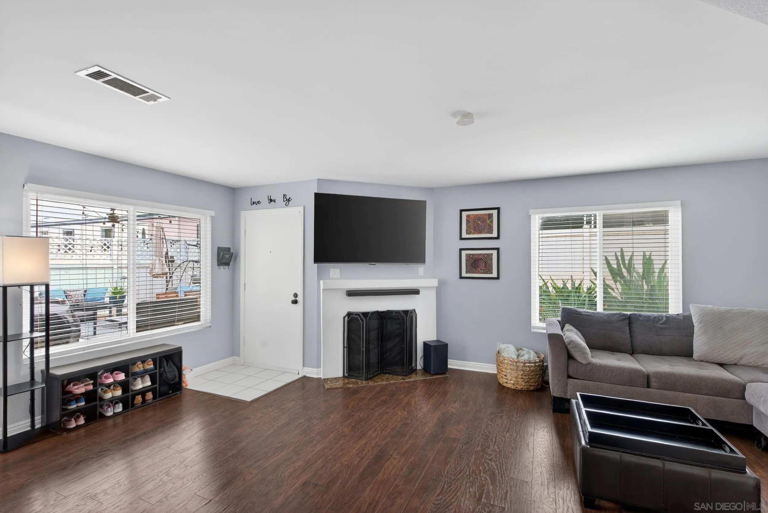 https://cdn.realtyfeed.com/cdn/127/260011063/ef44e1baa227a041c9503a68145d3b2c.webp