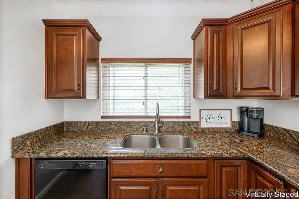https://cdn.realtyfeed.com/cdn/127/260011064/02da5f24381f7fd5aa312db78e06b871.webp