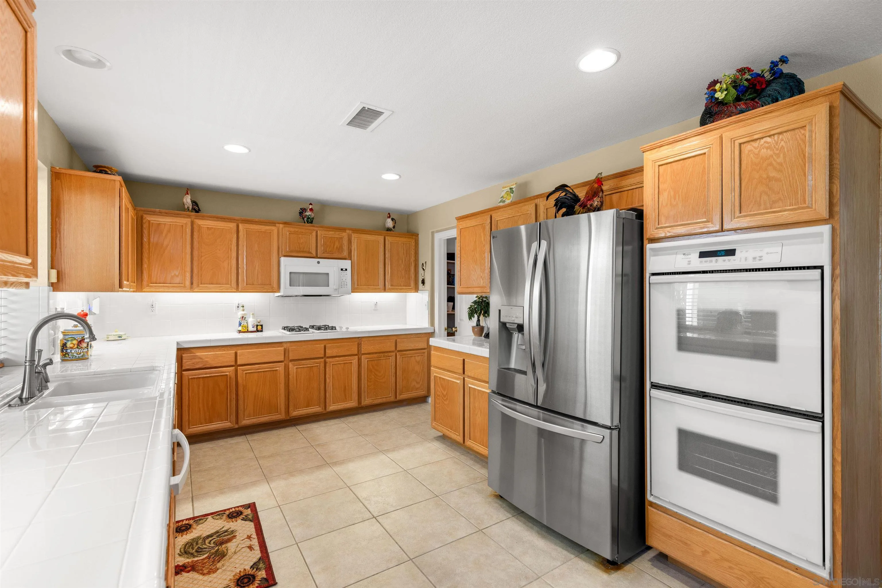 https://cdn.realtyfeed.com/cdn/127/260011067/67ad813b9c2e97a2232c1ae256dccbcc.webp