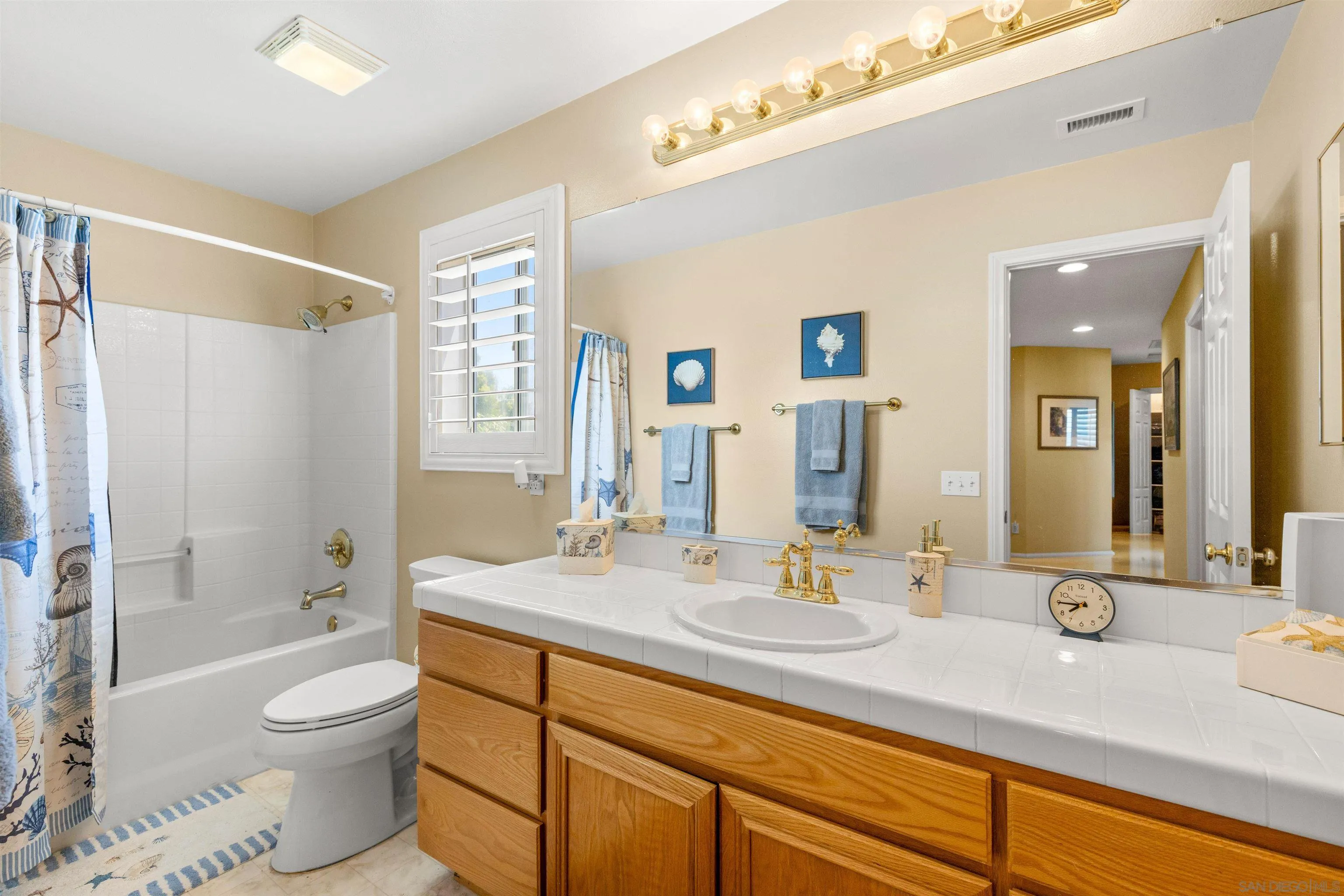 https://cdn.realtyfeed.com/cdn/127/260011067/a8b672b235d39fafa498336ef20f52dc.webp