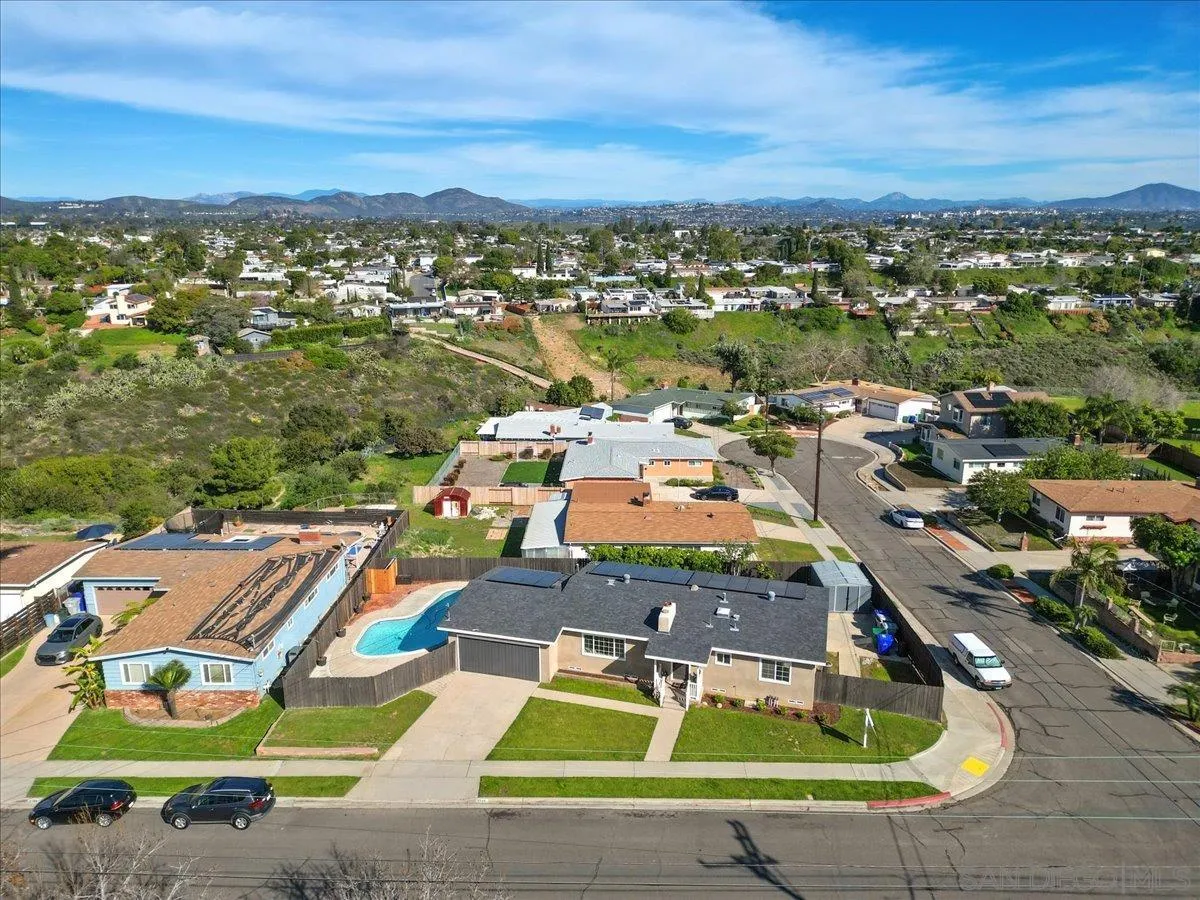 https://cdn.realtyfeed.com/cdn/127/260011068/29c10e216b8290af65ad1135b6bfb87e.webp