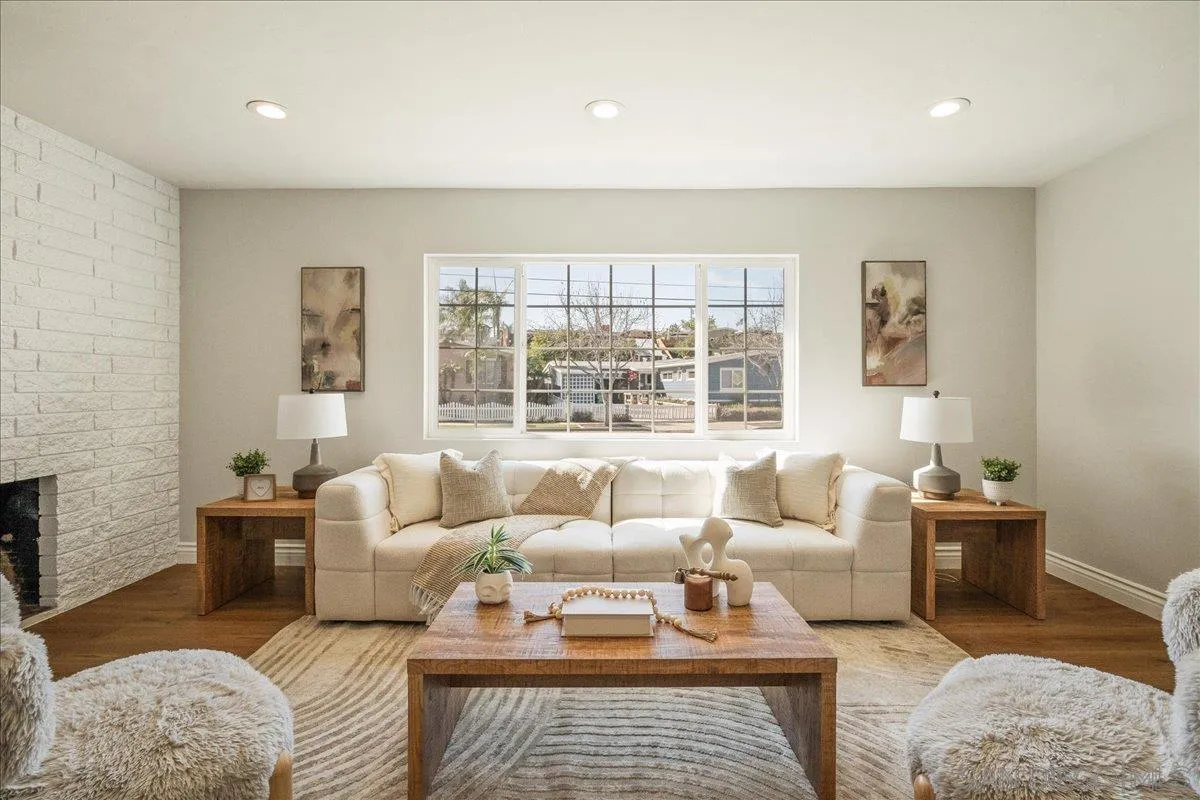 https://cdn.realtyfeed.com/cdn/127/260011068/c35facf54cf5223e61d7b1beade69f65.webp
