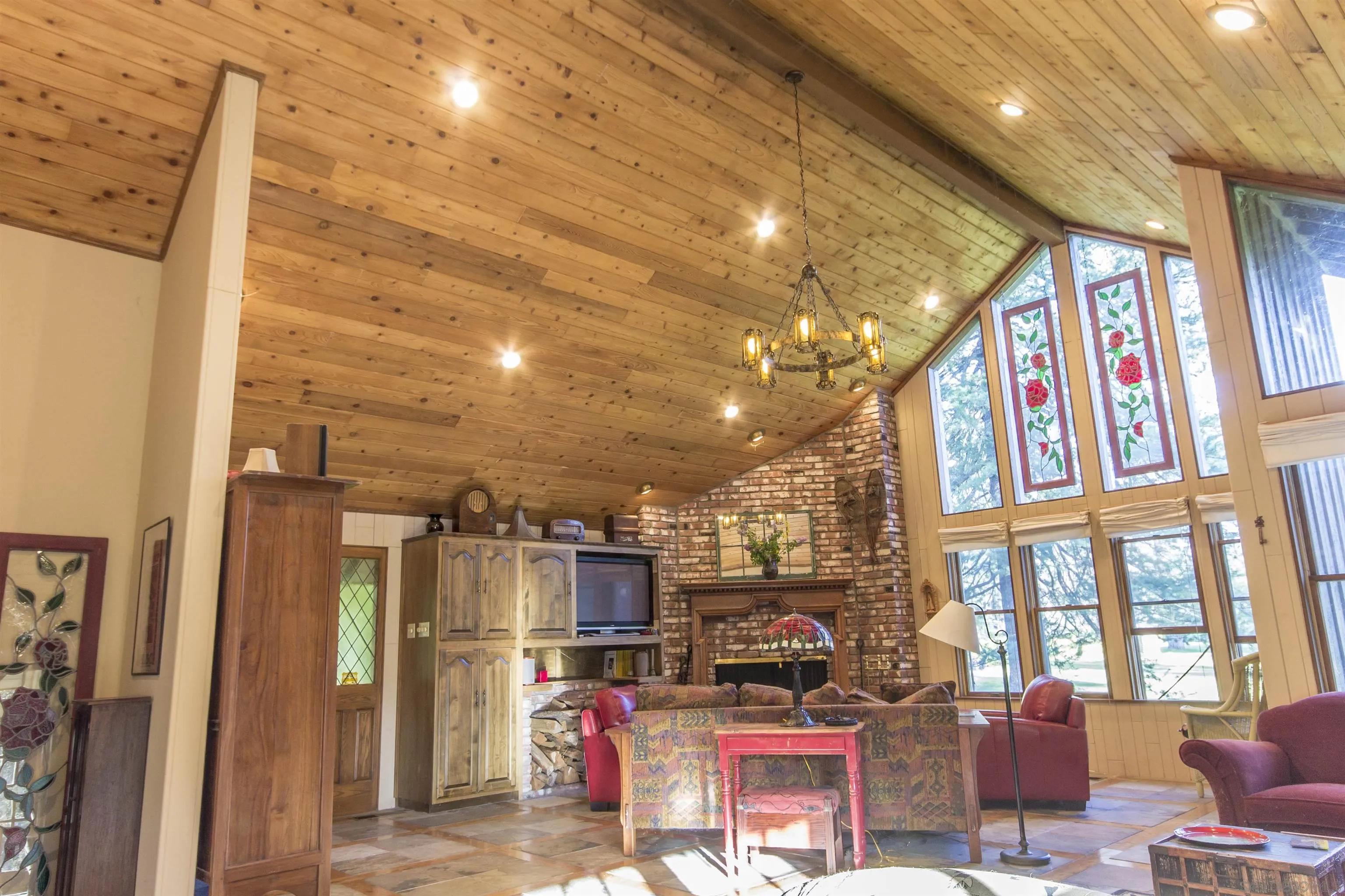 https://cdn.realtyfeed.com/cdn/127/260011069/2f5274f48d8314b1eeb6c60ada0e2f54.webp