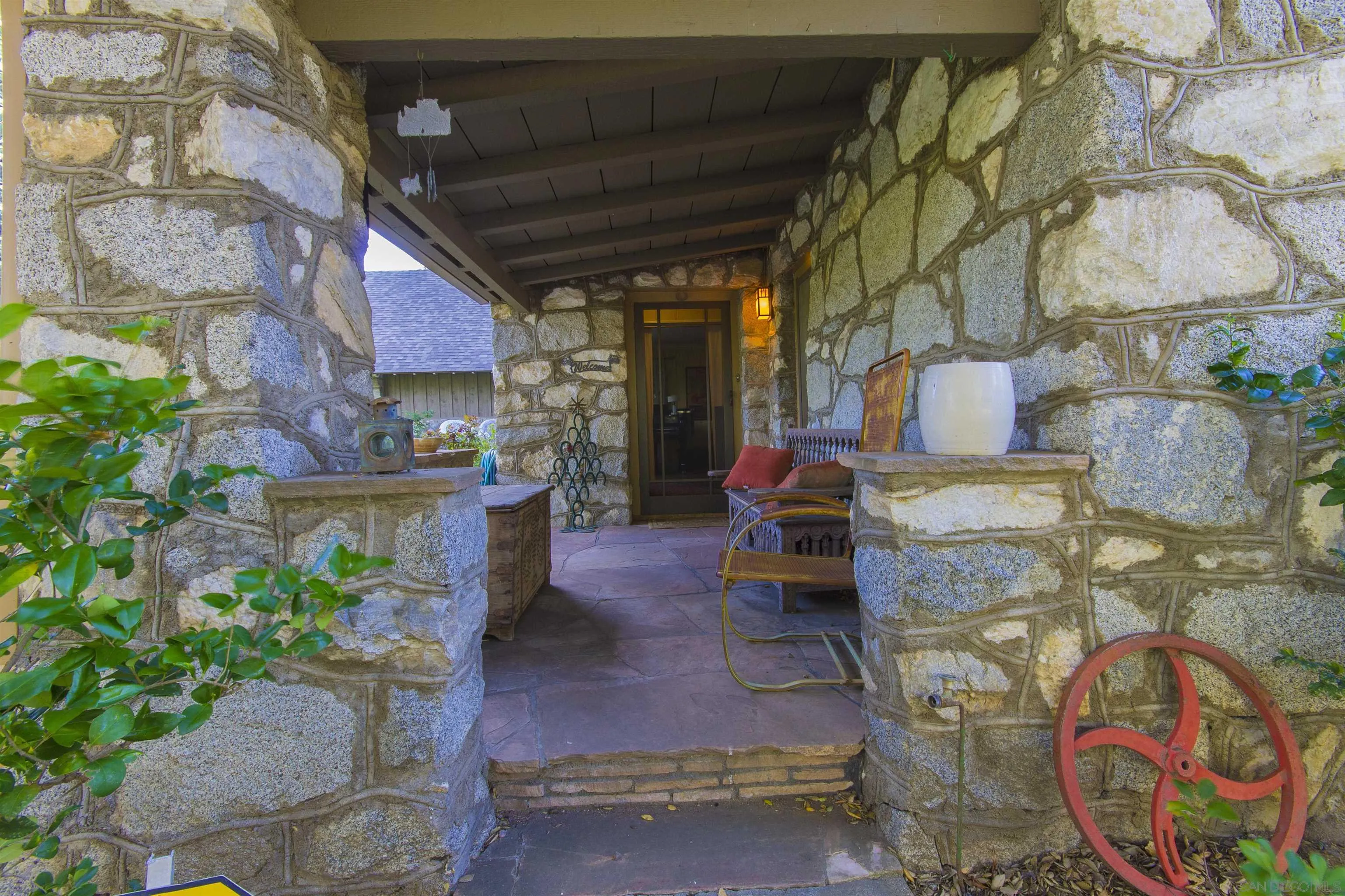 https://cdn.realtyfeed.com/cdn/127/260011069/5b30942b58eb266b6c13ca80082d5495.webp