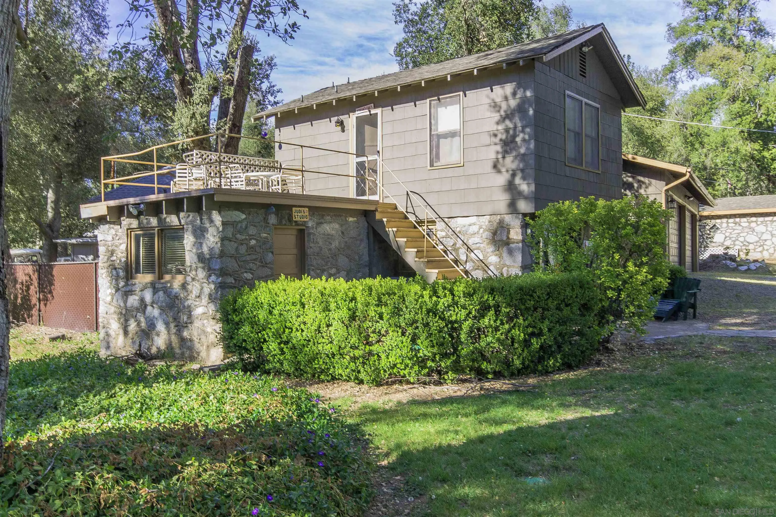 https://cdn.realtyfeed.com/cdn/127/260011069/5c716c196a1f6c3b7b715ff59bdf3ebc.webp