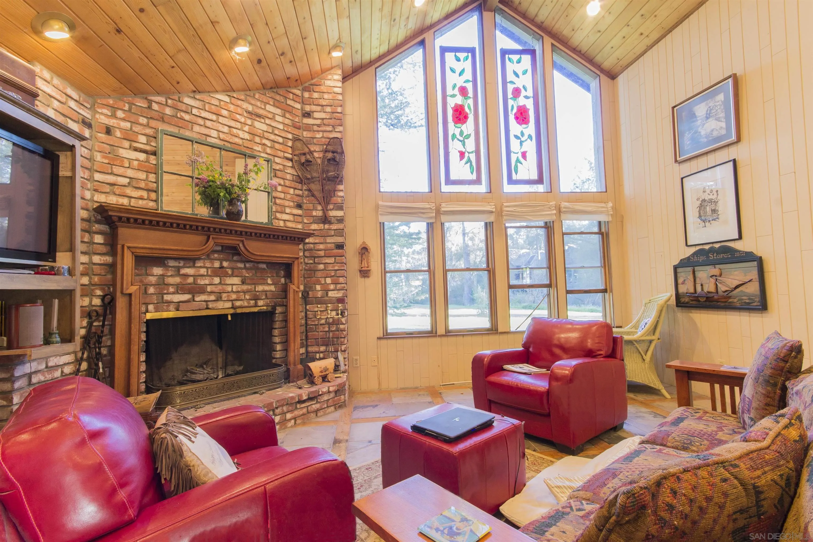 https://cdn.realtyfeed.com/cdn/127/260011069/e1fdad75a956822fa0b506a5e42ccf25.webp