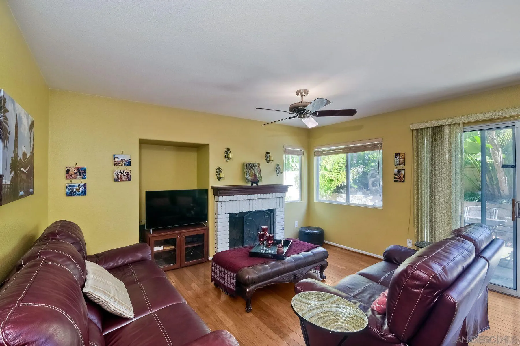 https://cdn.realtyfeed.com/cdn/127/260011070/4f8cf2d991c3b3729b177c216b5fb6f3.webp