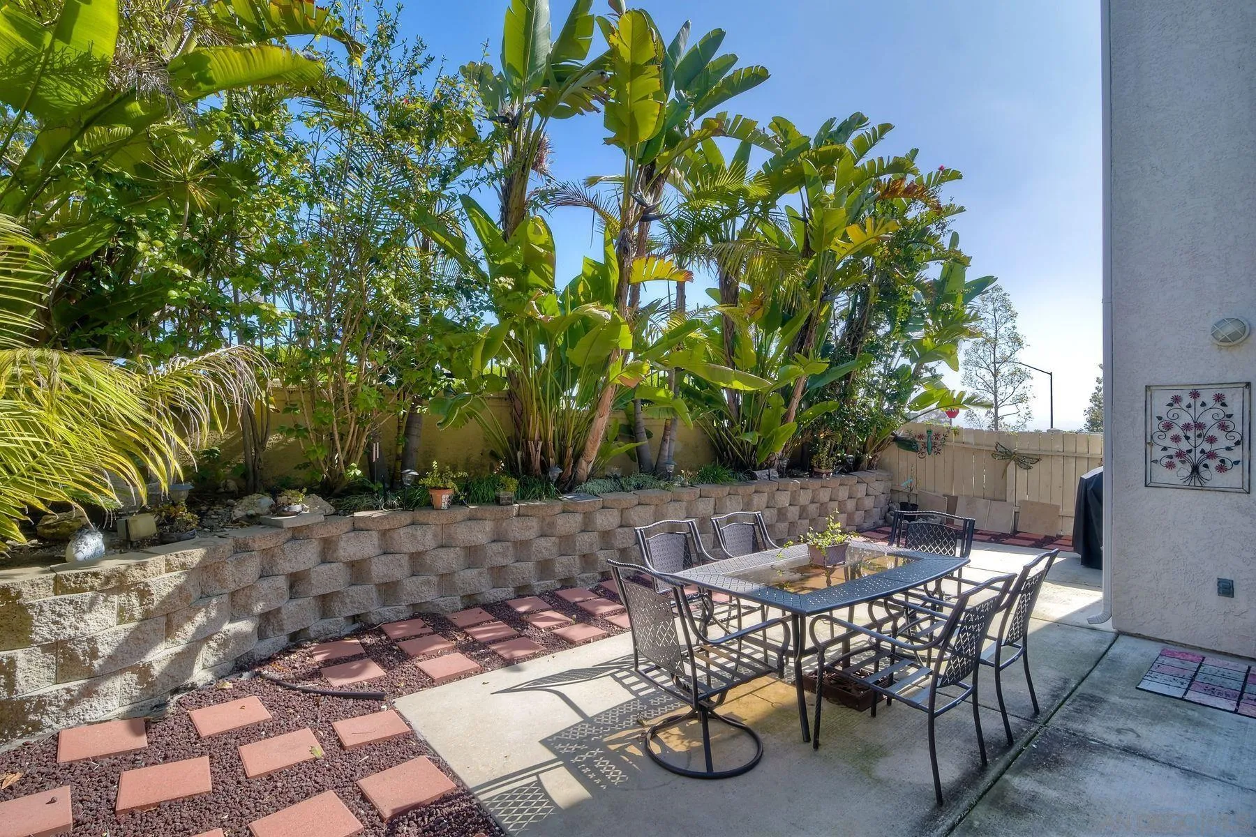 https://cdn.realtyfeed.com/cdn/127/260011070/863642b31da8f166d1e05500f1750077.webp