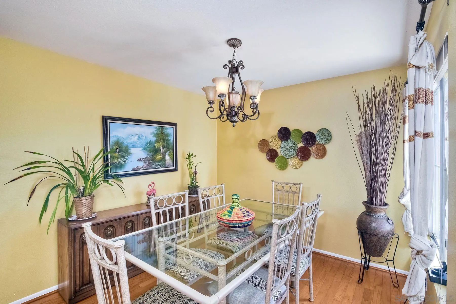 https://cdn.realtyfeed.com/cdn/127/260011070/8e9eb3b2c350396e86d3a8c6ccfe6e9e.webp