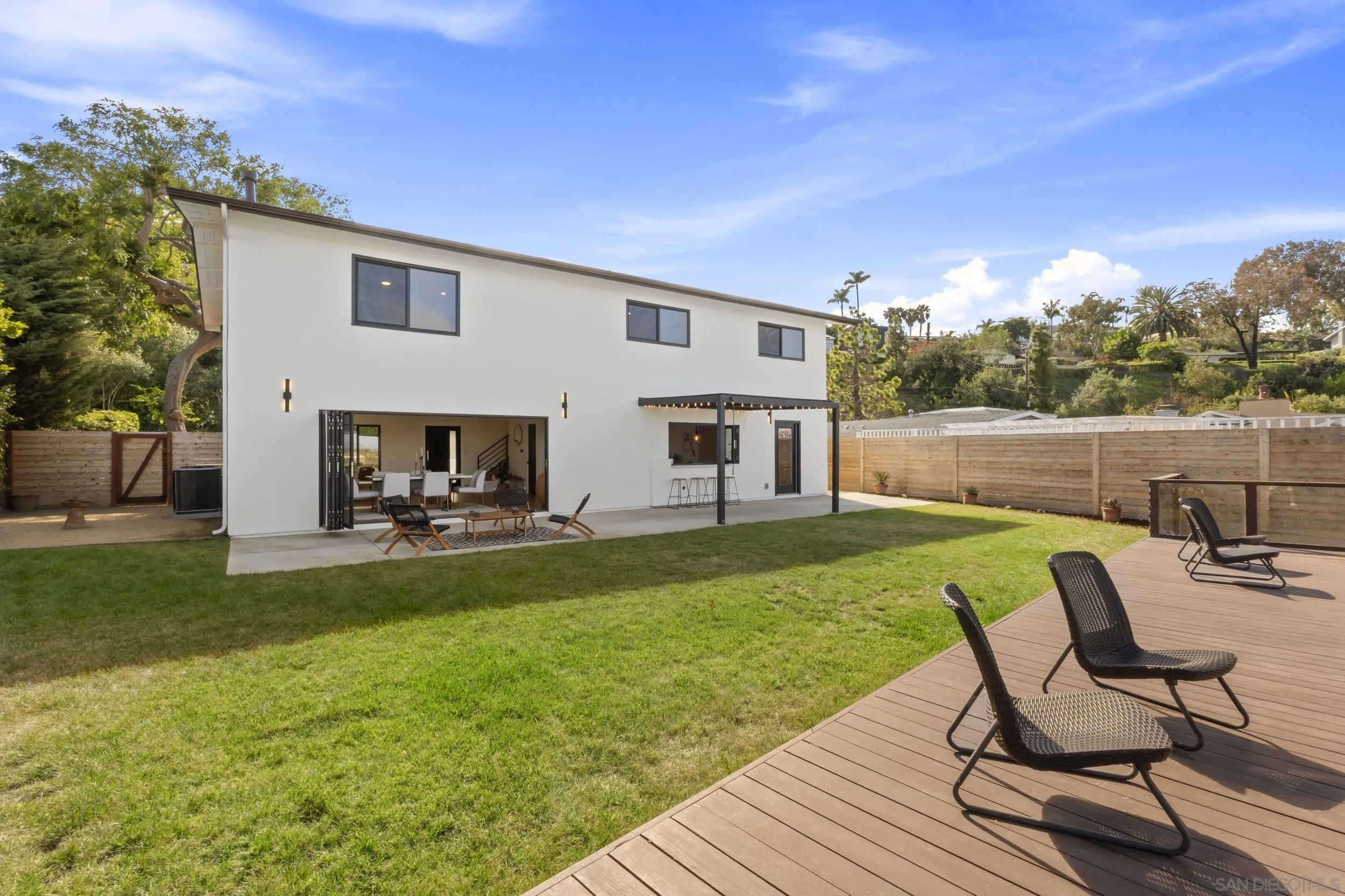 https://cdn.realtyfeed.com/cdn/127/260011071/16b19c6fd088875cb406c3663d497c3b.webp