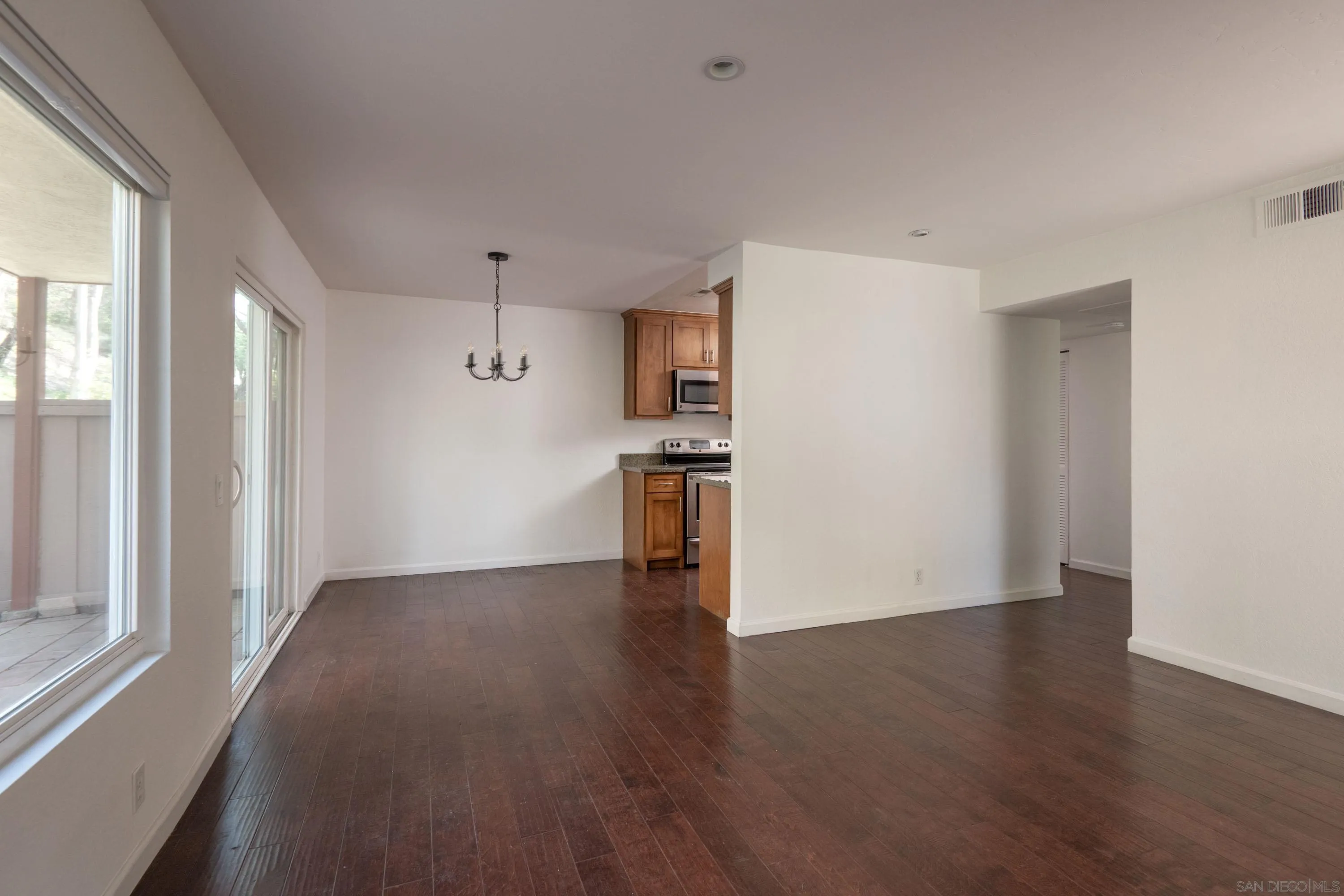 https://cdn.realtyfeed.com/cdn/127/260011074/d1fc3ca4b8119b90119b0427498f8787.webp
