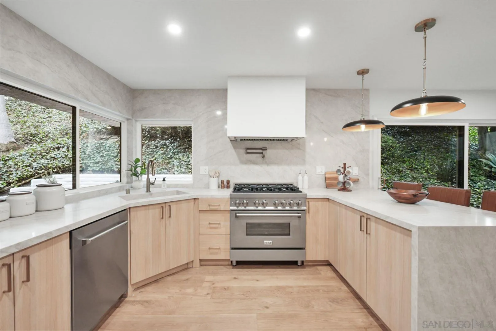 Photo #9: 260011076 Listing: Photo #9