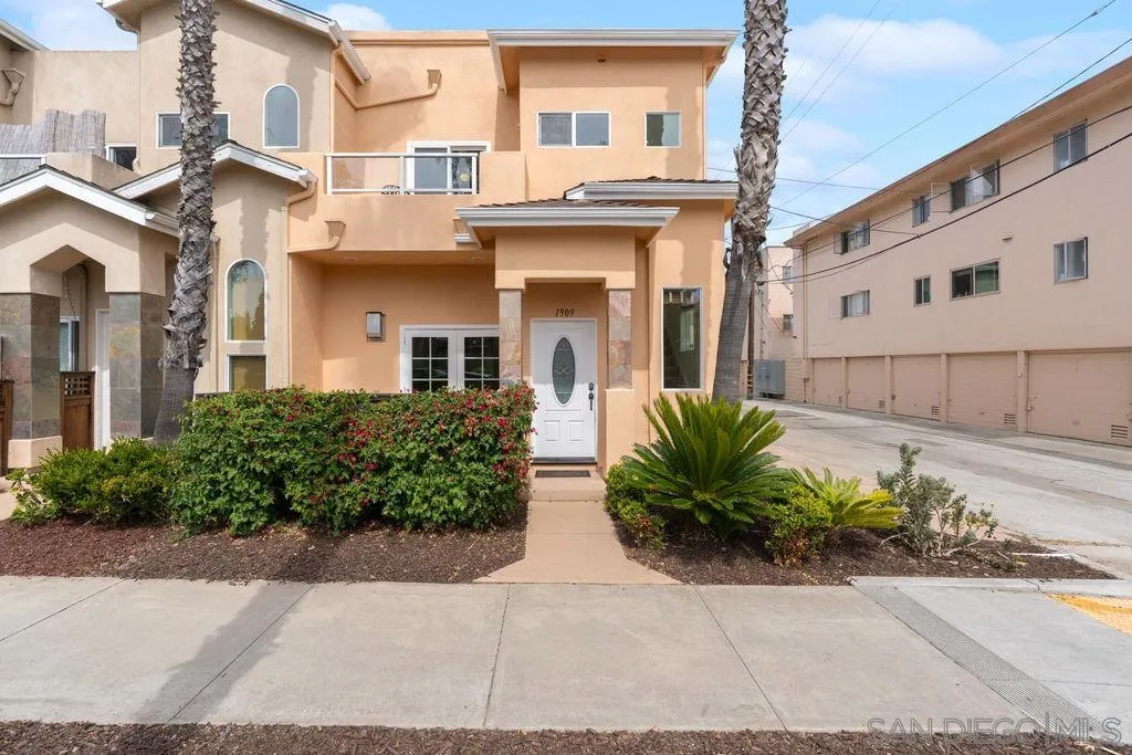 Photo #1: 260011078 Listing: Photo #1