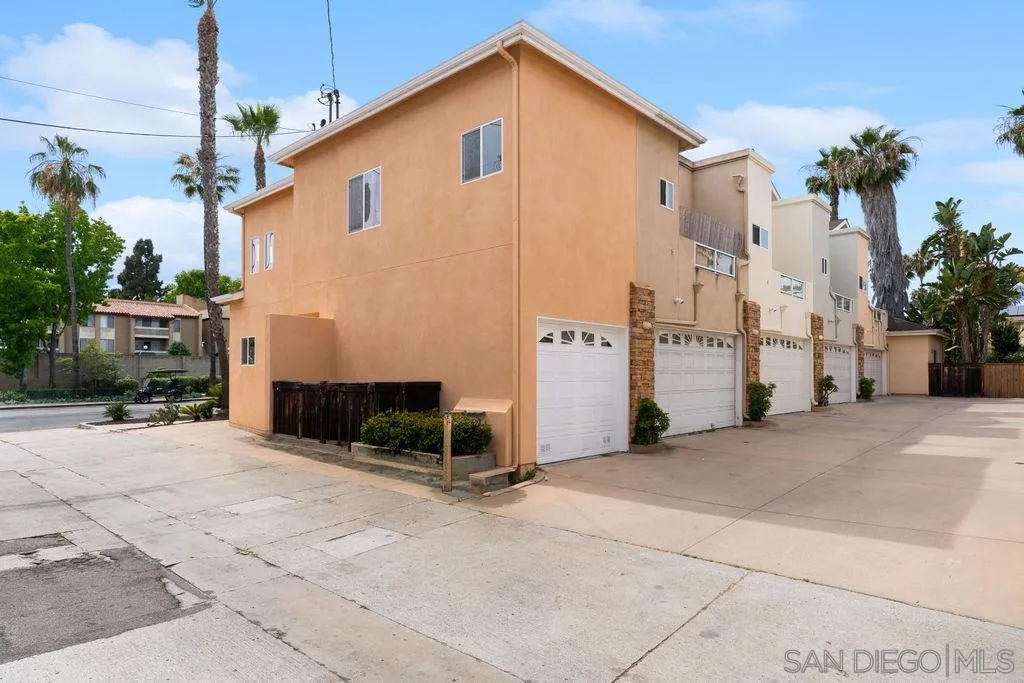 Photo #38: 260011078 Listing: Photo #38