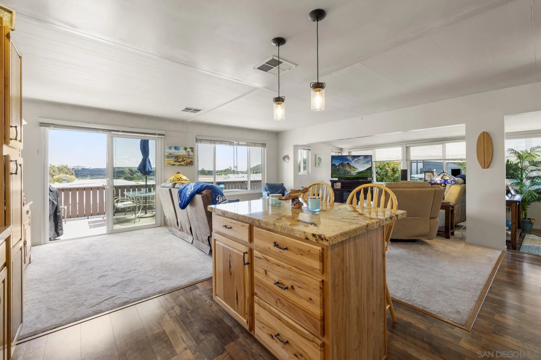https://cdn.realtyfeed.com/cdn/127/260011081/0fb91fcc442357523d0f5f0477b2733d.webp