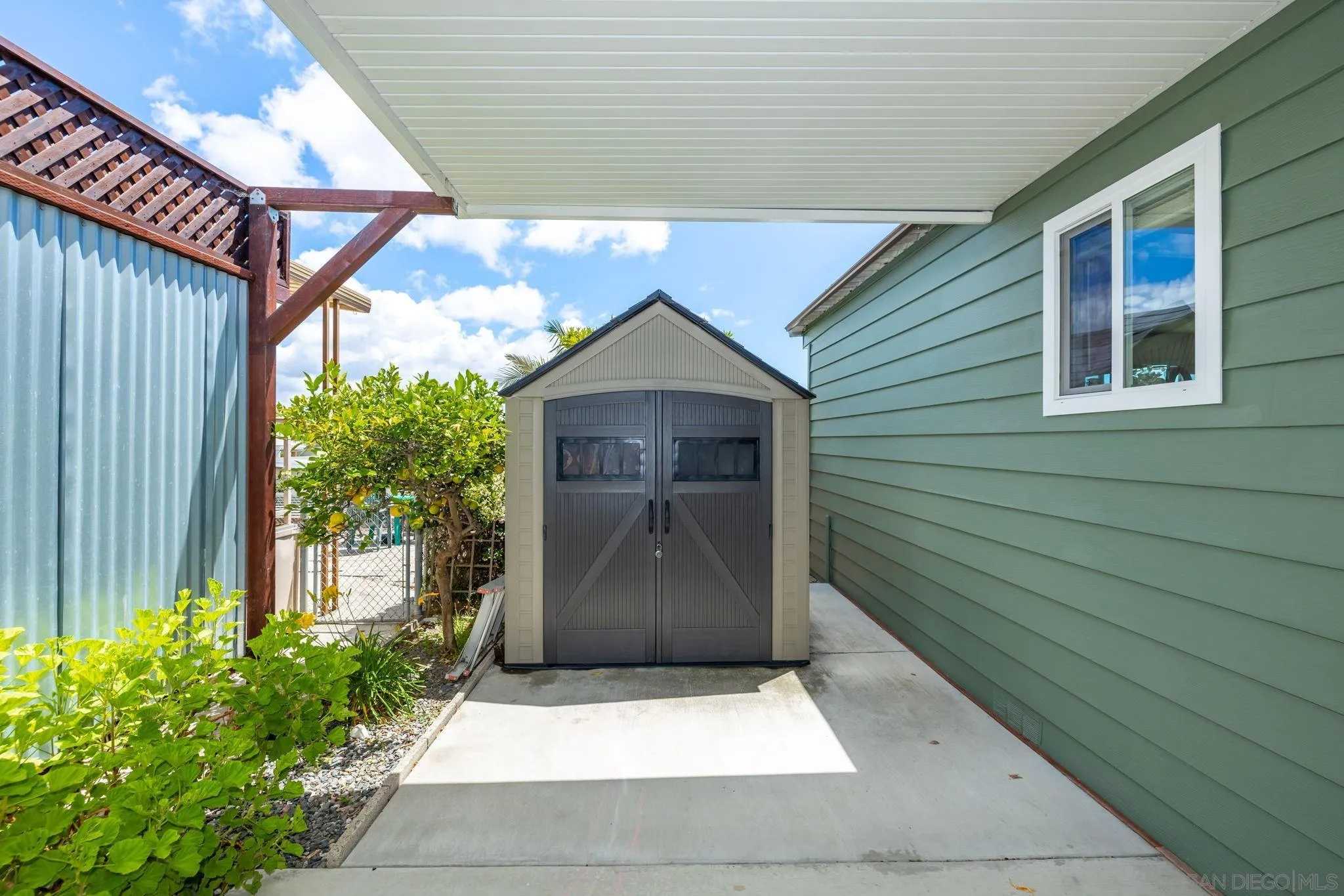 https://cdn.realtyfeed.com/cdn/127/260011081/7bc03f1e07ca02e7df29e0c1c8fef4ef.webp