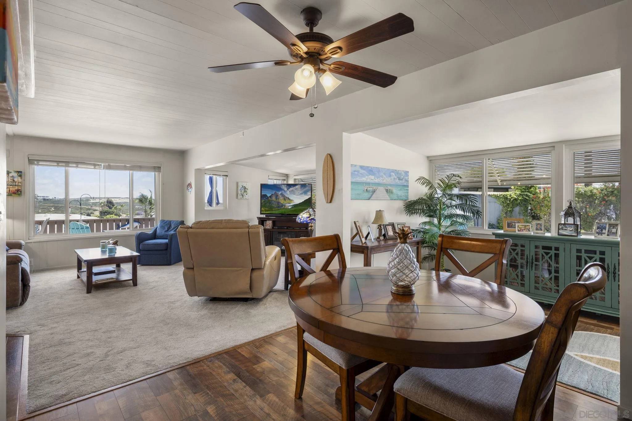 https://cdn.realtyfeed.com/cdn/127/260011081/a5e3cf081e0661d6fb67f5eb026b8fc9.webp